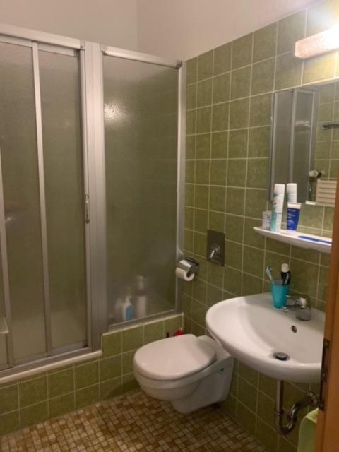 Kreuz! Einfach. Guenstig. Schlafen. Bed and Breakfast Ουλμ Εξωτερικό φωτογραφία